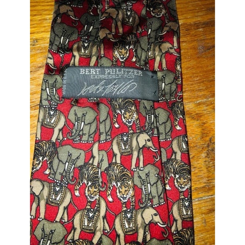 Bert Pulitzer Tie Elephant Tiger Red Safari Traditional Mens Necktie  4" x 57.5" - Picture 3 of 3